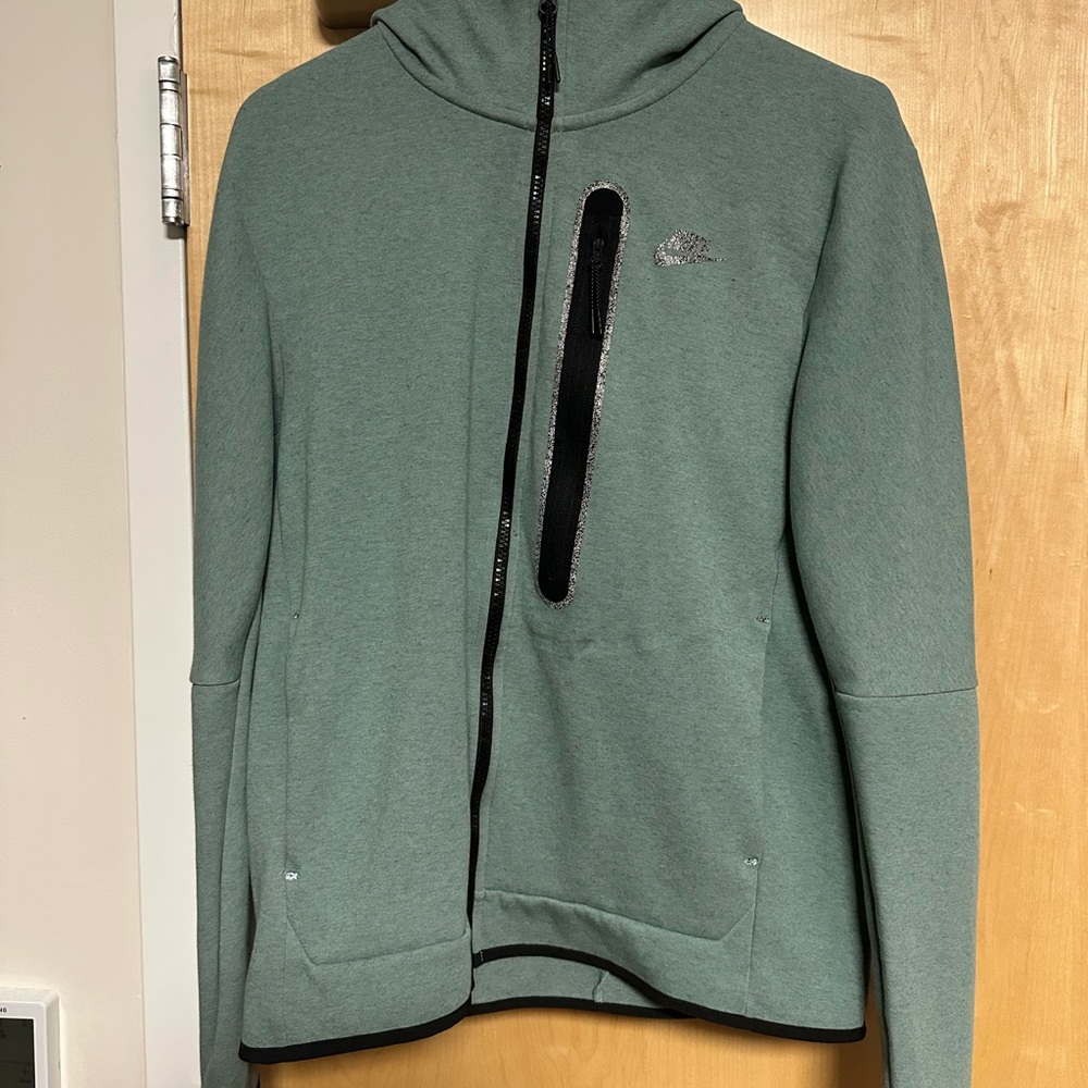 Men’s Nike Zip up jacket